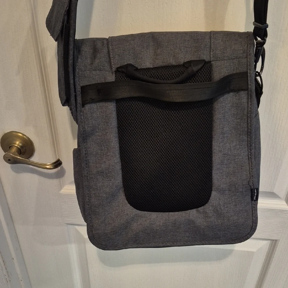 Travelon Anti-Theft Urban Gray Crossbody Messenger Bag with Adjustable Strap